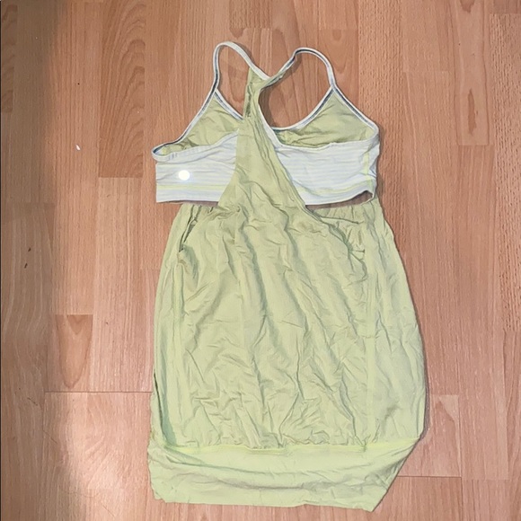 Lulu lemon shirt - Picture 2 of 3